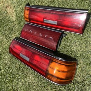 LX80 Cresta rear garnish & lights